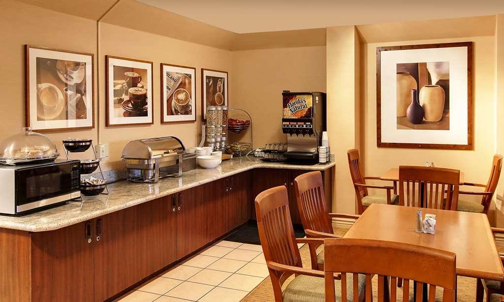 The Hotel Salem Restaurant photo