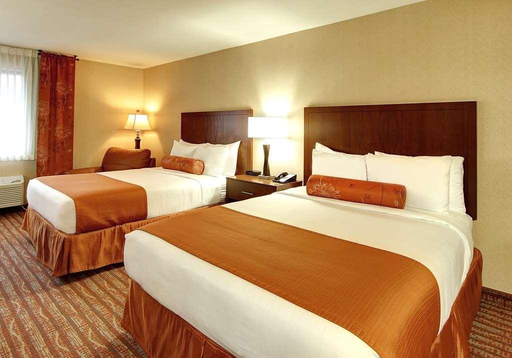 The Hotel Salem Room photo